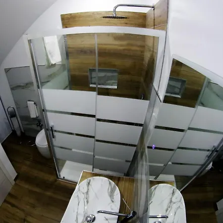 Holiday home Sikelia House